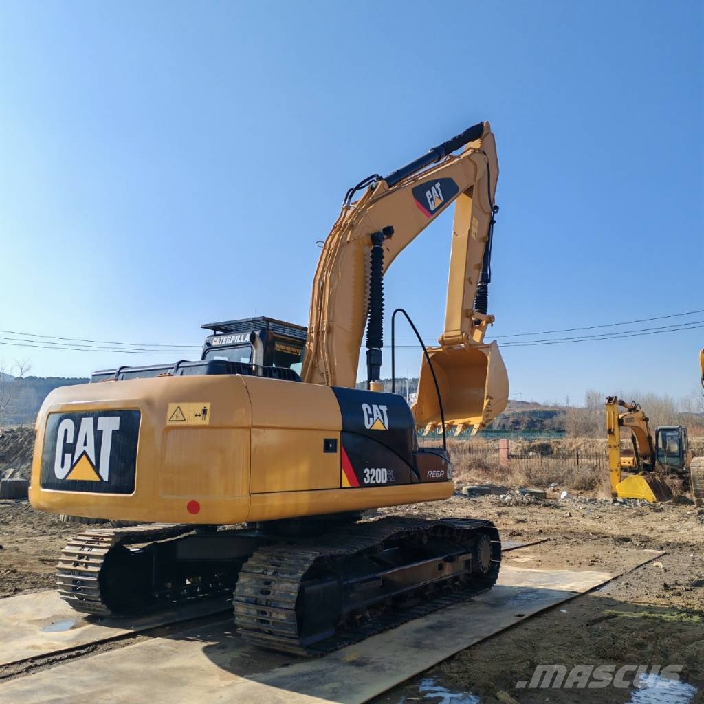 CAT 320 D Excavatoare pe șenile
