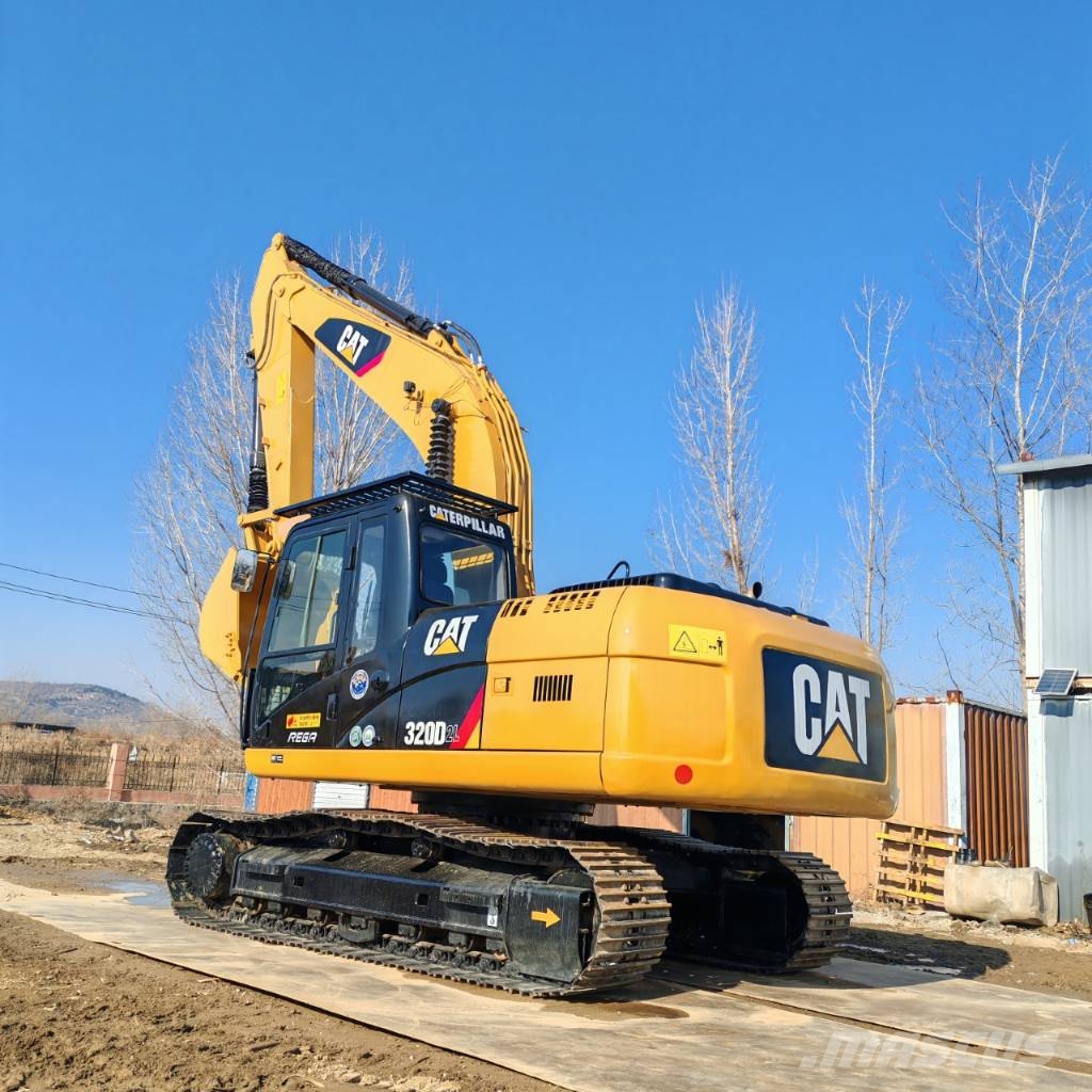 CAT 320 D Excavatoare pe șenile
