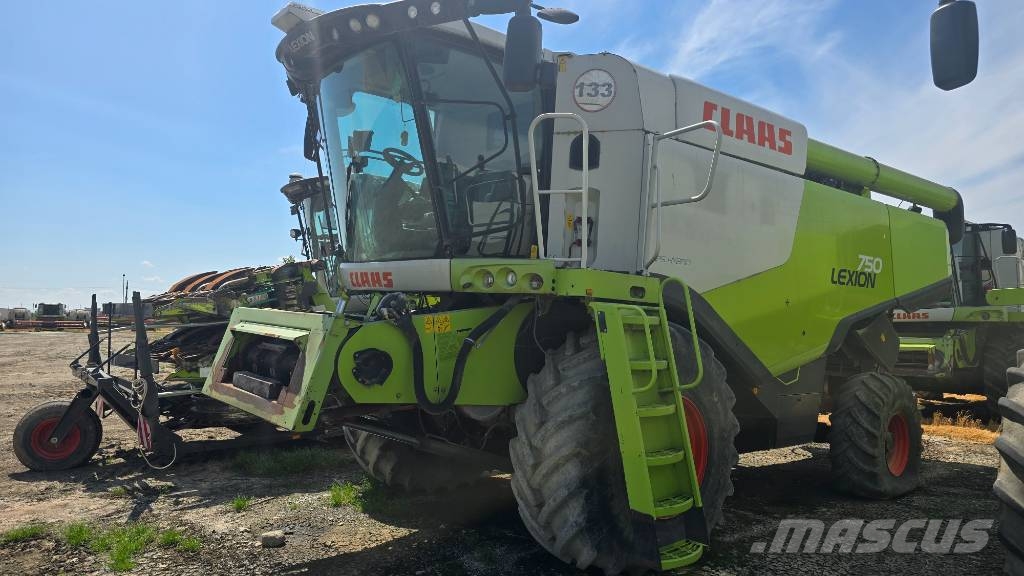 CLAAS Lexion 750 Θεριζοαλωνιστικές μηχανές