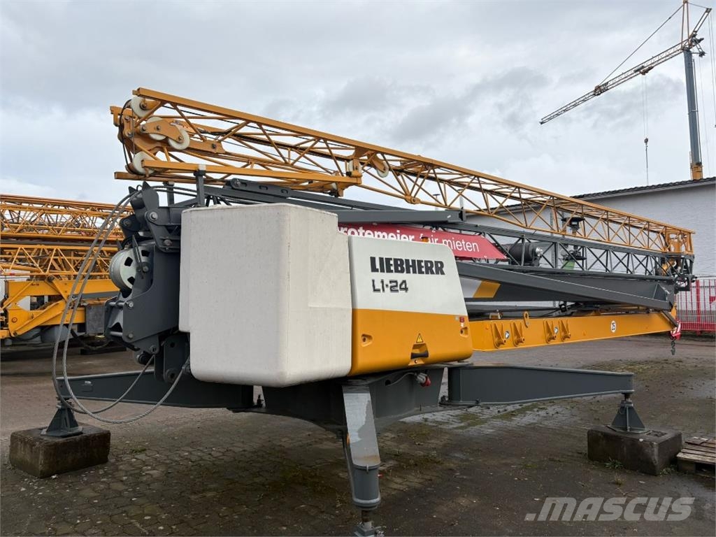 Liebherr L1-24 타워 크레인