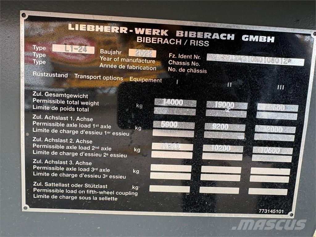 Liebherr L1-24 타워 크레인