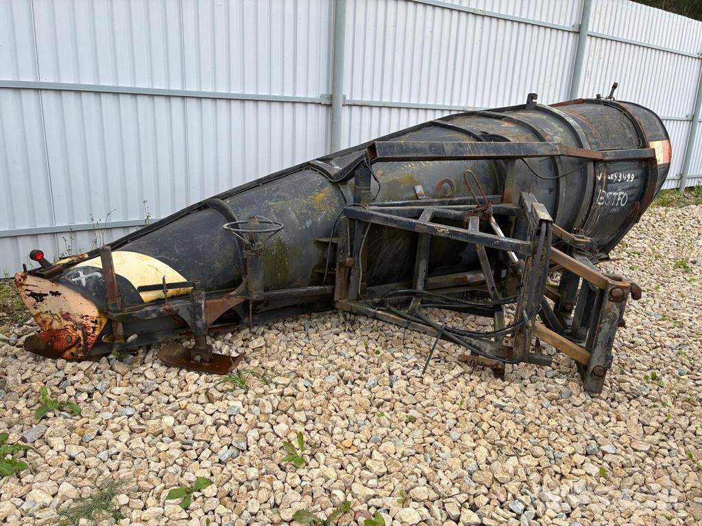 AM Teho SNOWPLOW 4800 MM スノーグルーマー