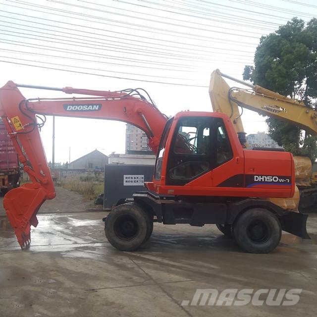 Doosan 150 W-7 Колісні екскаватори