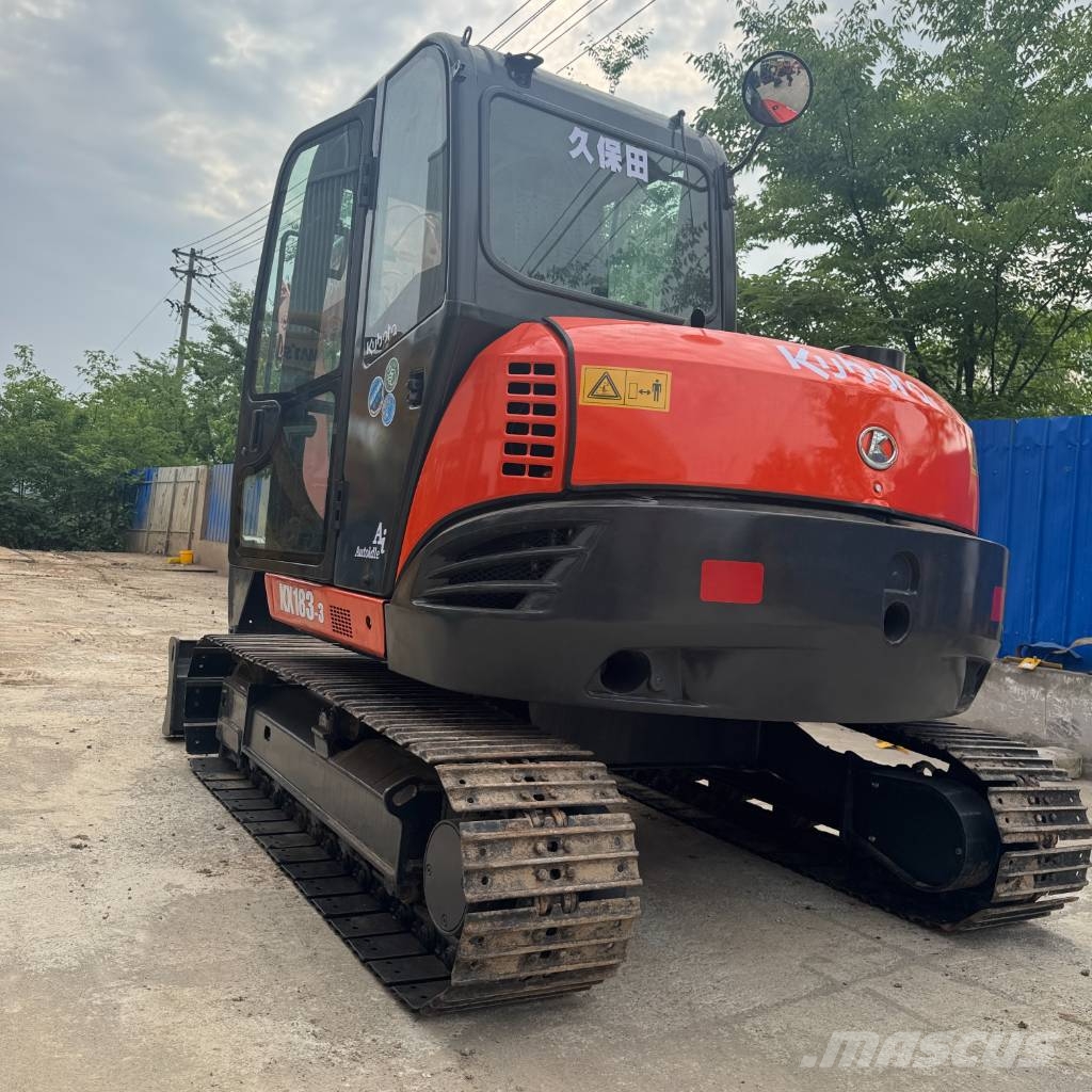 Kubota KX 183 中型挖掘机