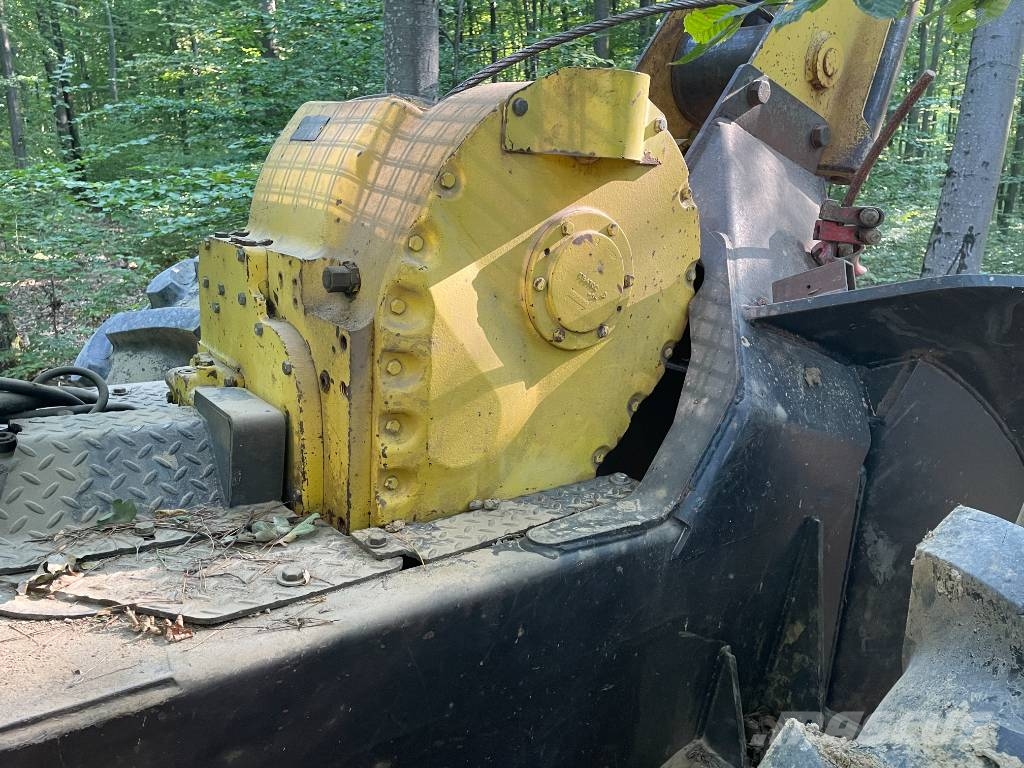 Timberjack 240C Skidders