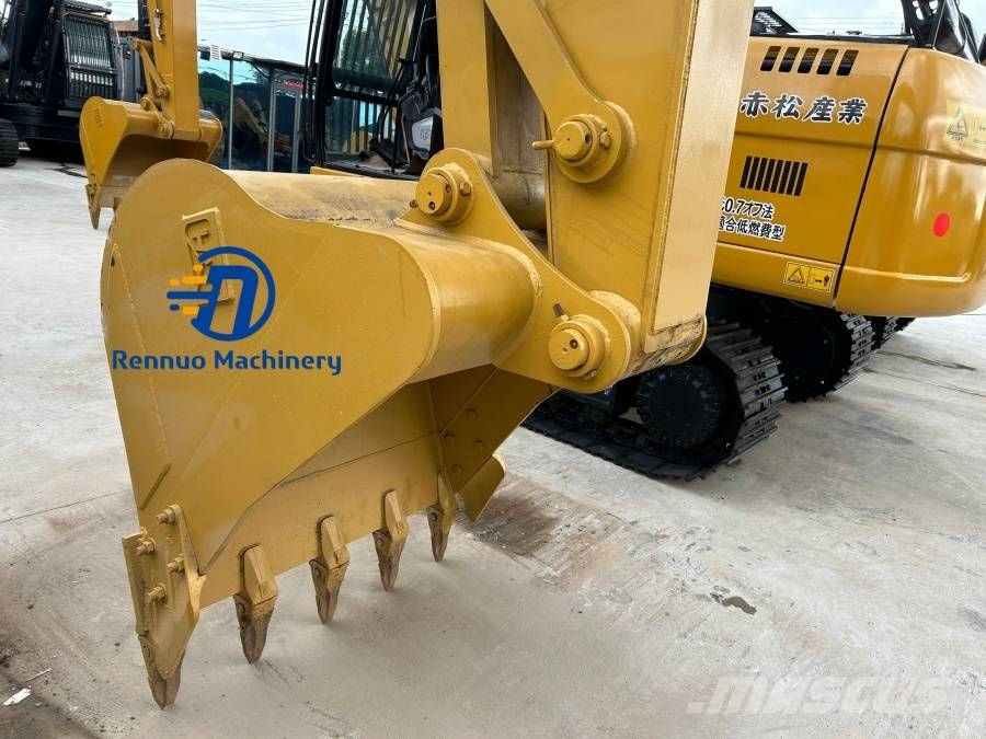 CAT 323 D2L Kāpurķēžu ekskavatori