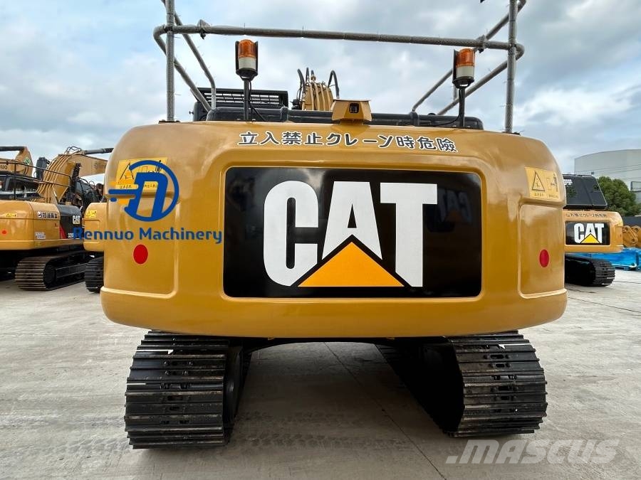 CAT 323 D2L Kāpurķēžu ekskavatori