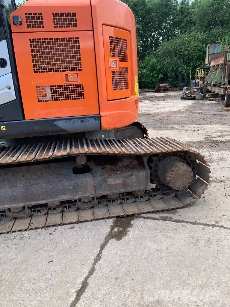 Hitachi ZX 225 US LC-6 Bageri gusjeničari