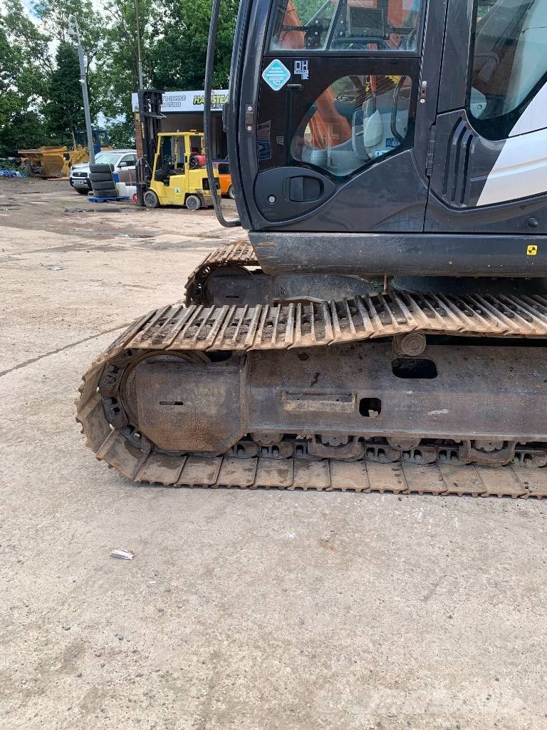 Hitachi ZX 225 US LC-6 Bageri gusjeničari