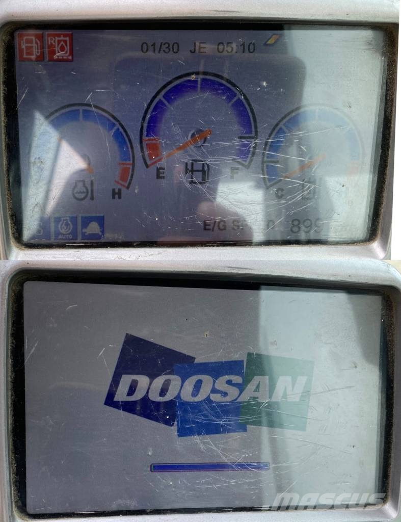 ACX DOOSAN 23 Rail-Route 1er Main a réparer endommagée Escavatori speciali
