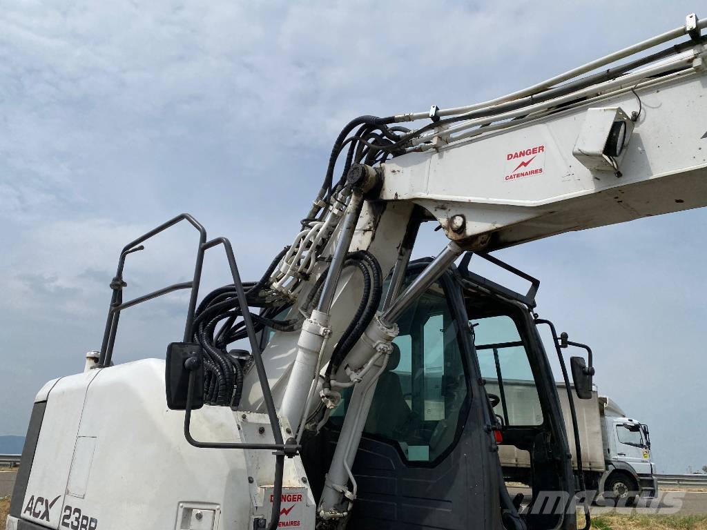 ACX DOOSAN 23 Rail-Route 1er Main a réparer endommagée Escavatori speciali
