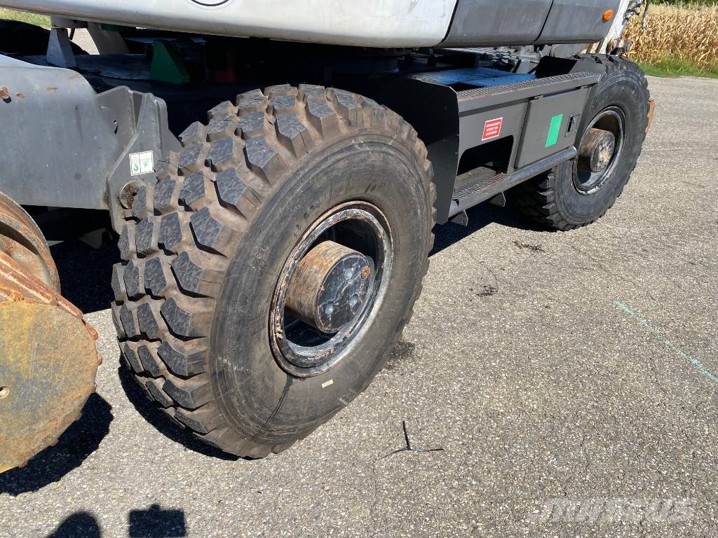 ACX DOOSAN 23 Rail-Route 1er Main a réparer endommagée Escavatori speciali