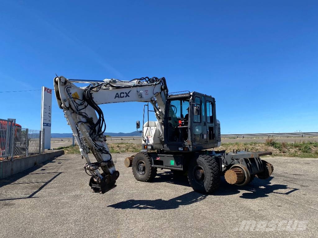 ACX DOOSAN 23 Rail-Route 1er Main a réparer endommagée Escavatori speciali