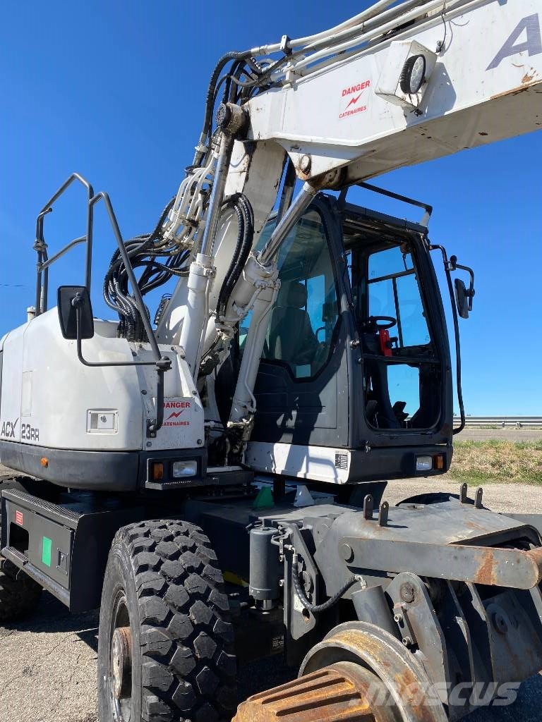 ACX DOOSAN 23 Rail-Route 1er Main a réparer endommagée Escavatori speciali