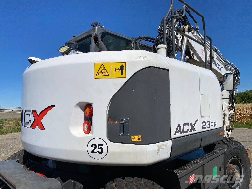 ACX DOOSAN 23 Rail-Route 1er Main a réparer endommagée Escavatori speciali