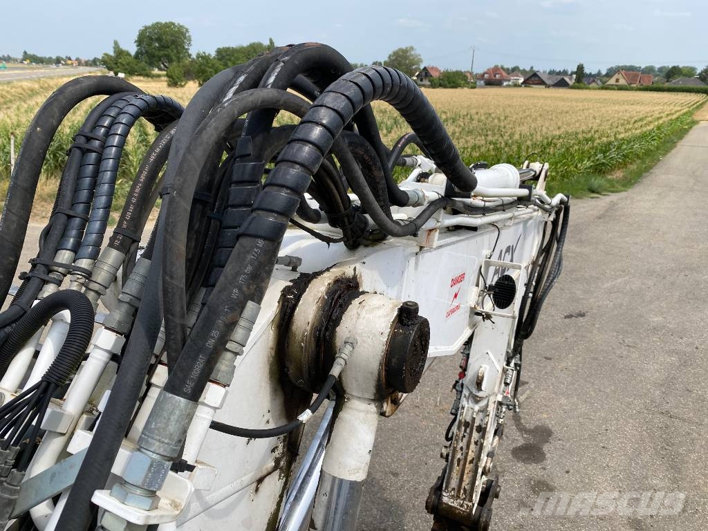 ACX DOOSAN 23 Rail-Route 1er Main a réparer endommagée Escavatori speciali