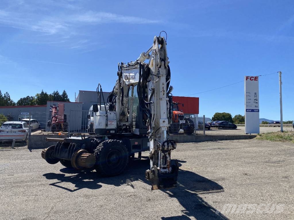 ACX DOOSAN 23 Rail-Route 1er Main a réparer endommagée Escavatori speciali