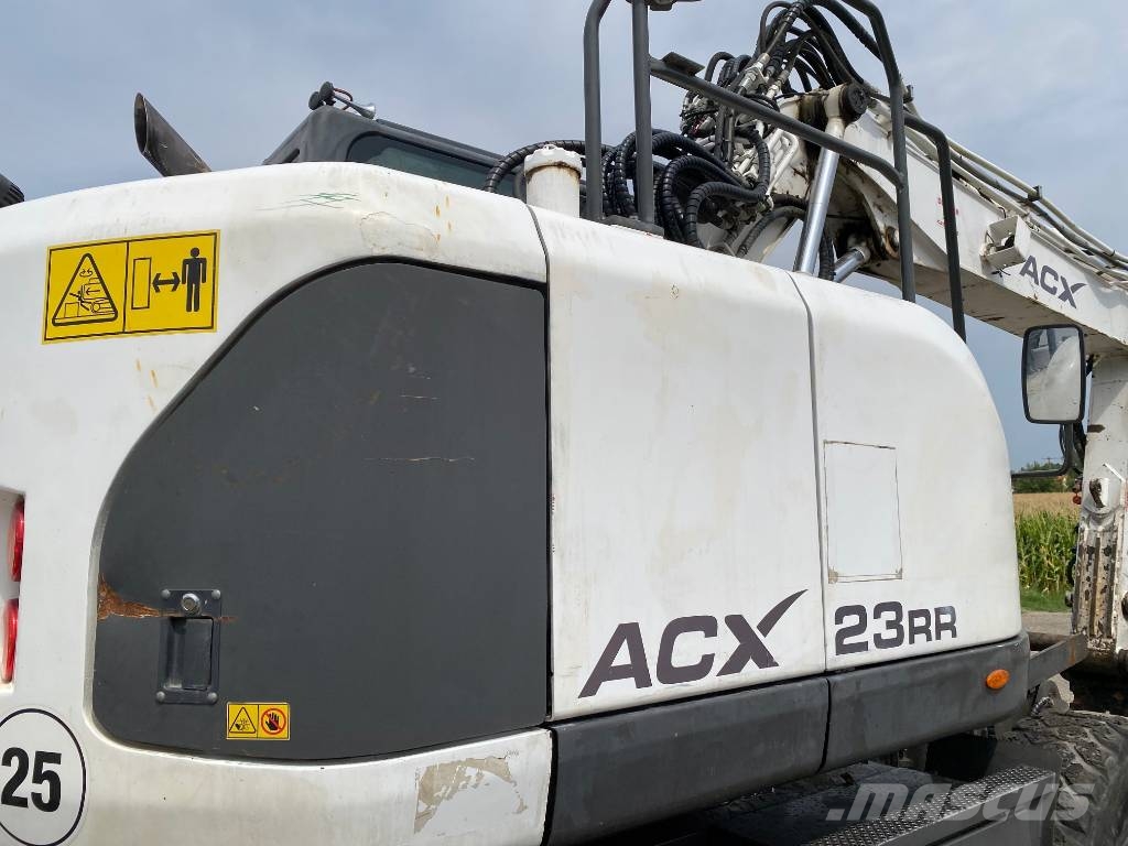 ACX DOOSAN 23 Rail-Route 1er Main a réparer endommagée Escavatori speciali