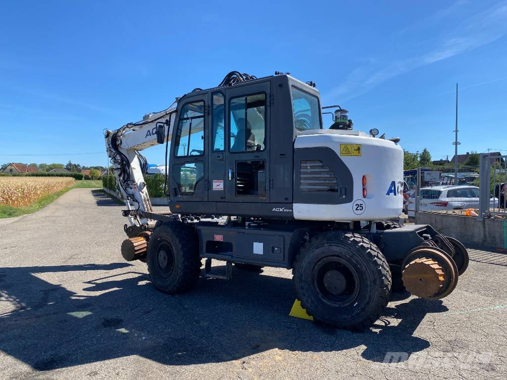 ACX DOOSAN 23 Rail-Route 1er Main a réparer endommagée Escavatori speciali