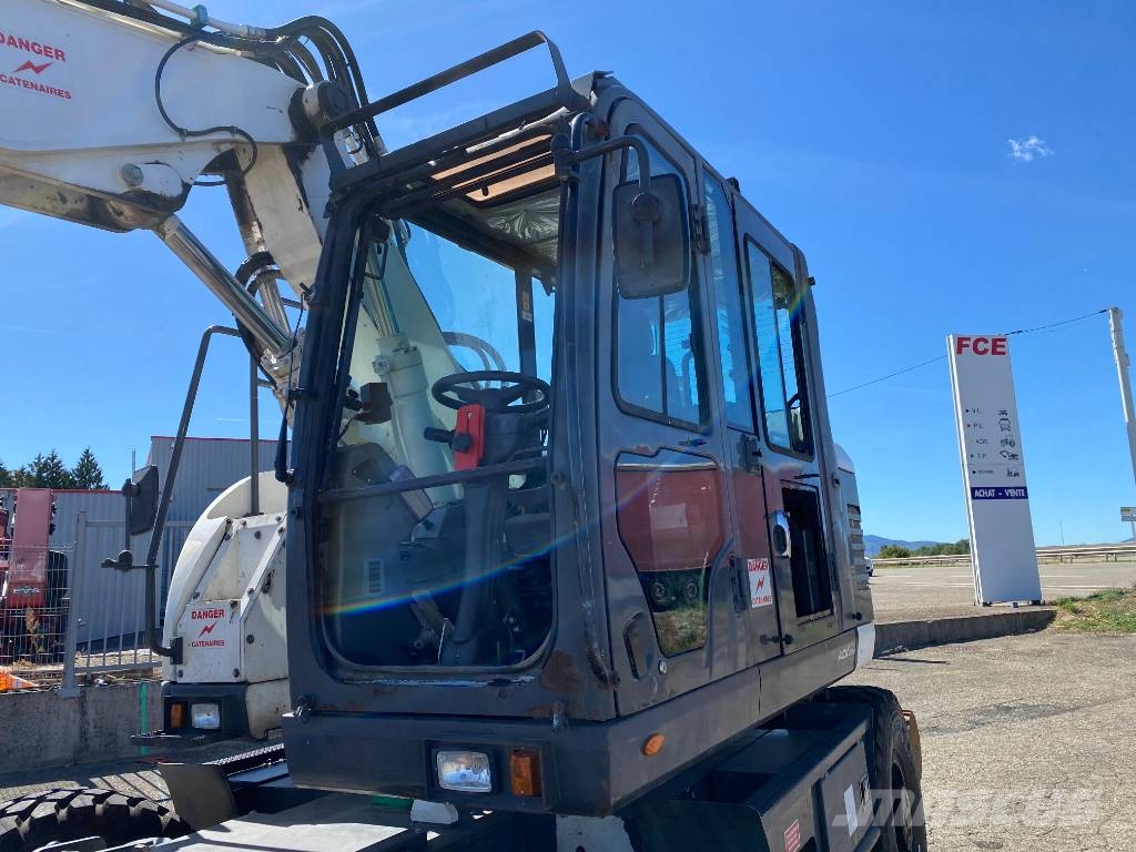 ACX DOOSAN 23 Rail-Route 1er Main a réparer endommagée Escavatori speciali