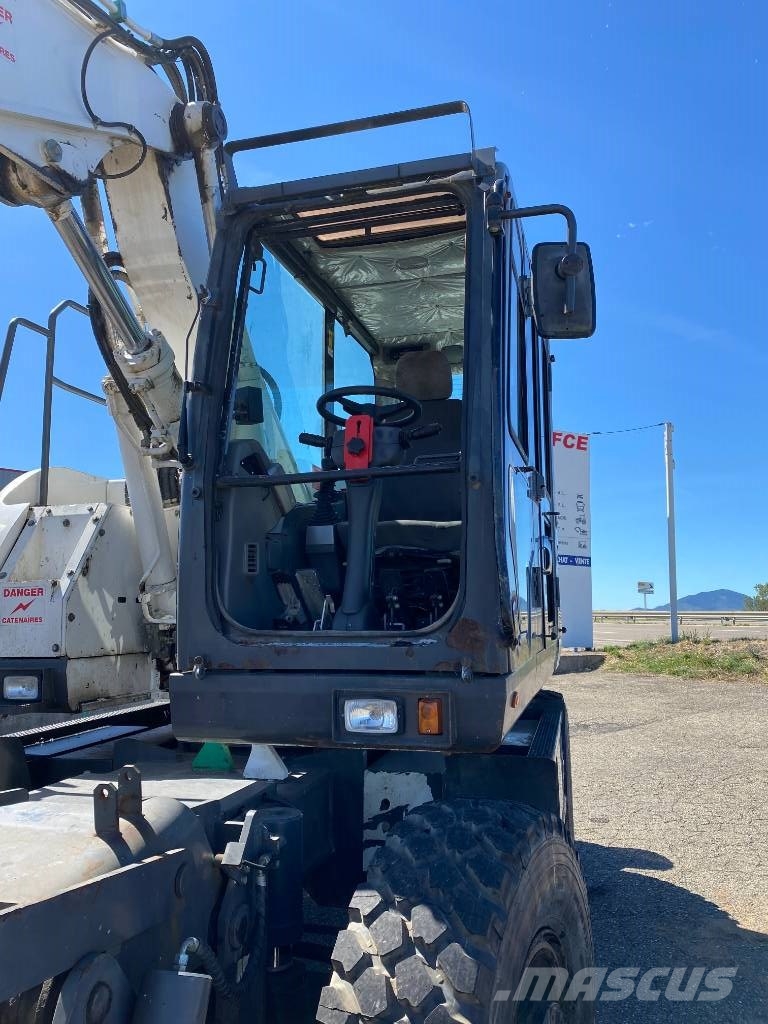 ACX DOOSAN 23 Rail-Route 1er Main a réparer endommagée Escavatori speciali