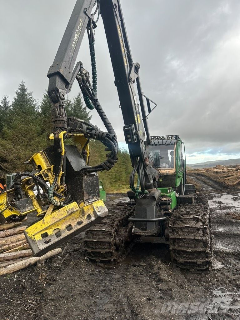 John Deere 1270 G Harvesters