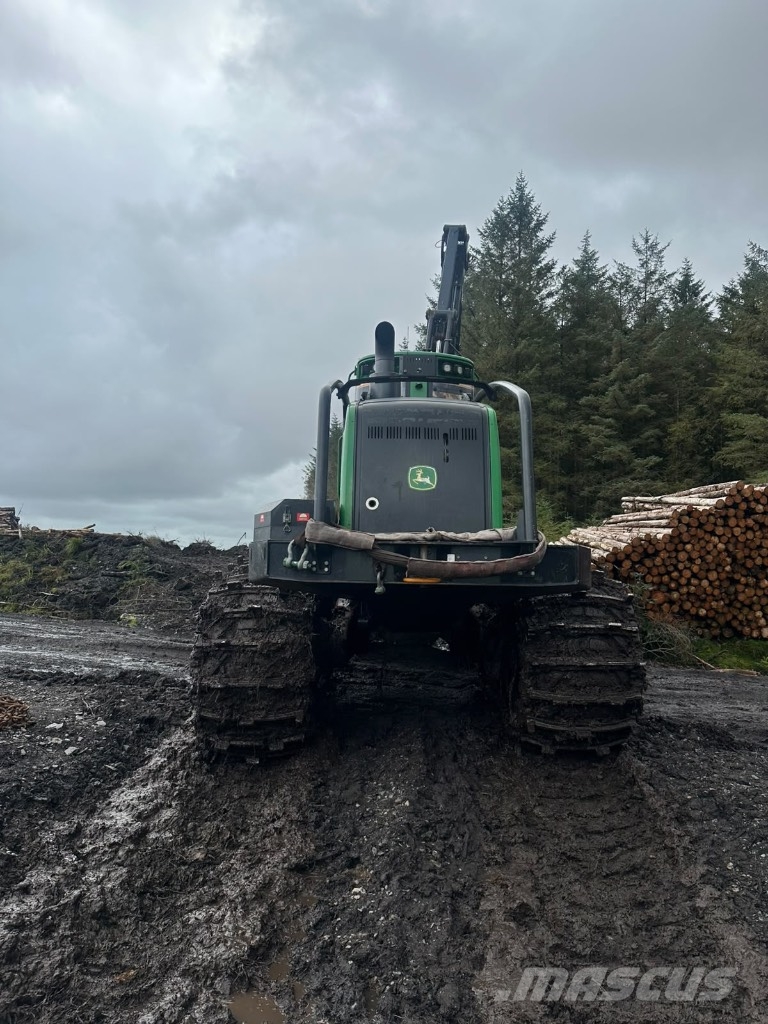 John Deere 1270 G Harvesters