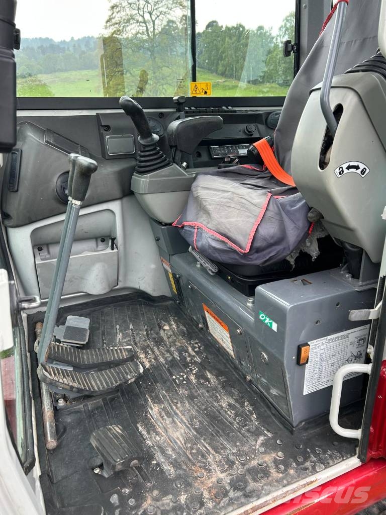 Takeuchi TB 230 Miniescavatori