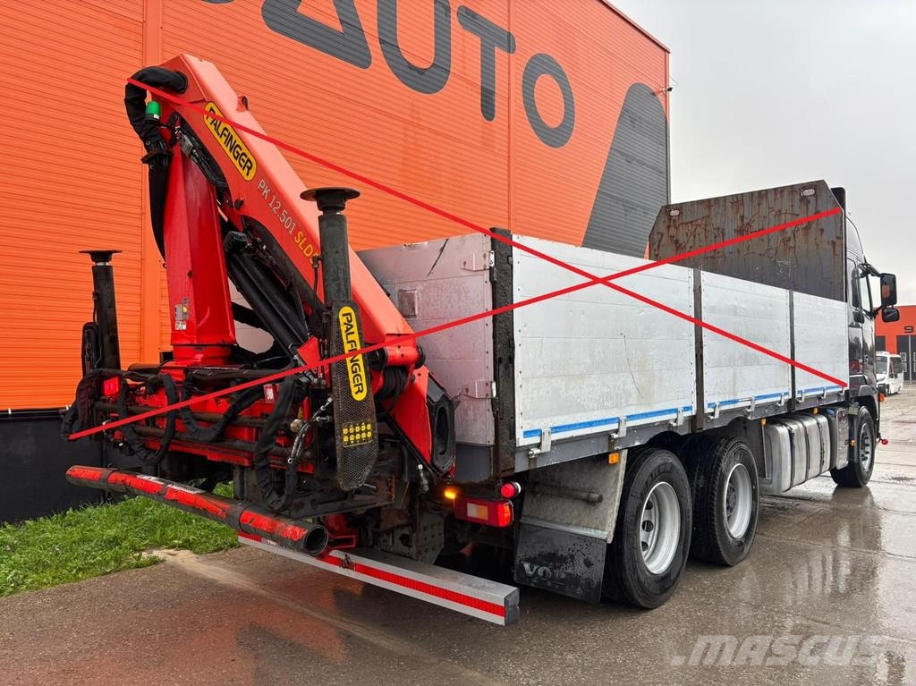 Volvo FH 16 580 6x2 FOR SALE AS CHASSIS / RETARDER / CHA Fülkés alváz