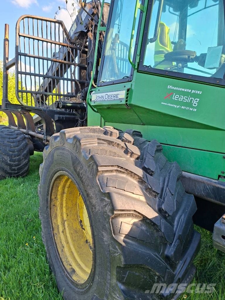 John Deere 1110 D Eco III Forvarderi