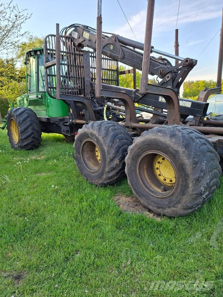John Deere 1110 D Eco III Forvarderi