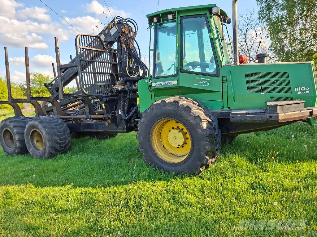 John Deere 1110 D Eco III Forvarderi