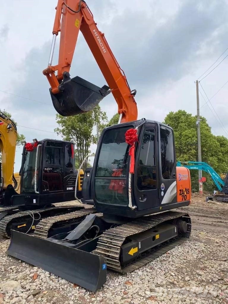 Hitachi zaxis70, 2023, 金山区, 上海, China - Used crawler