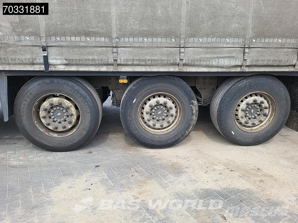 Schmitz Cargobull SCB*S3T 3 axles Sliding Roof Tentinės puspriekabės