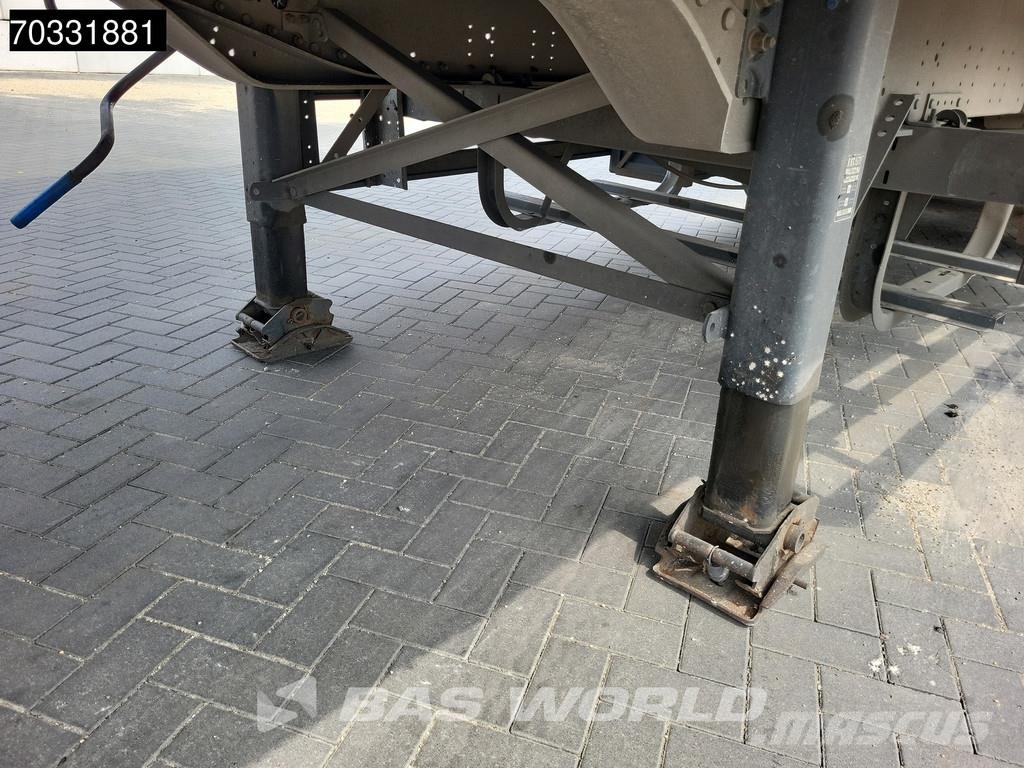 Schmitz Cargobull SCB*S3T 3 axles Sliding Roof Tentinės puspriekabės