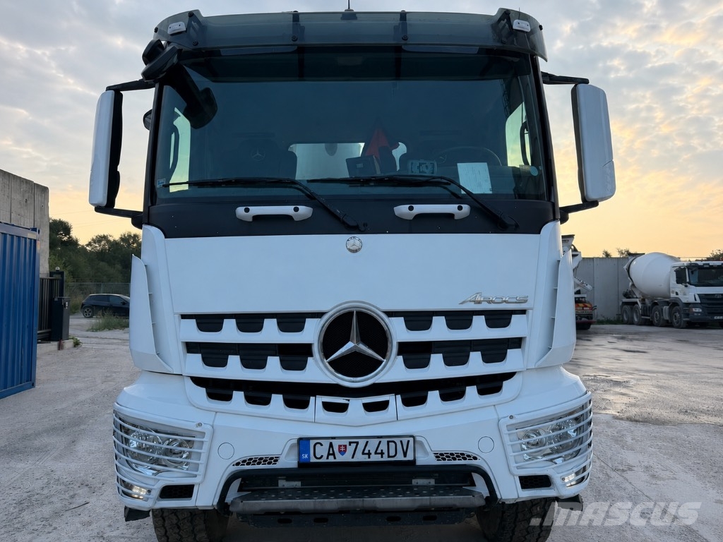 Mercedes-Benz Arocs 3243/Schwing Pumi 26m Betonpomptrucks