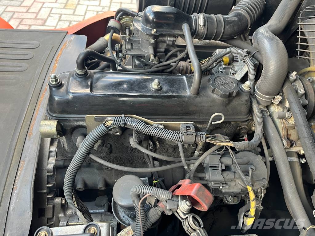 Toyota 7FGF30 /02/ V-2052 OB Gázüzemű targoncák