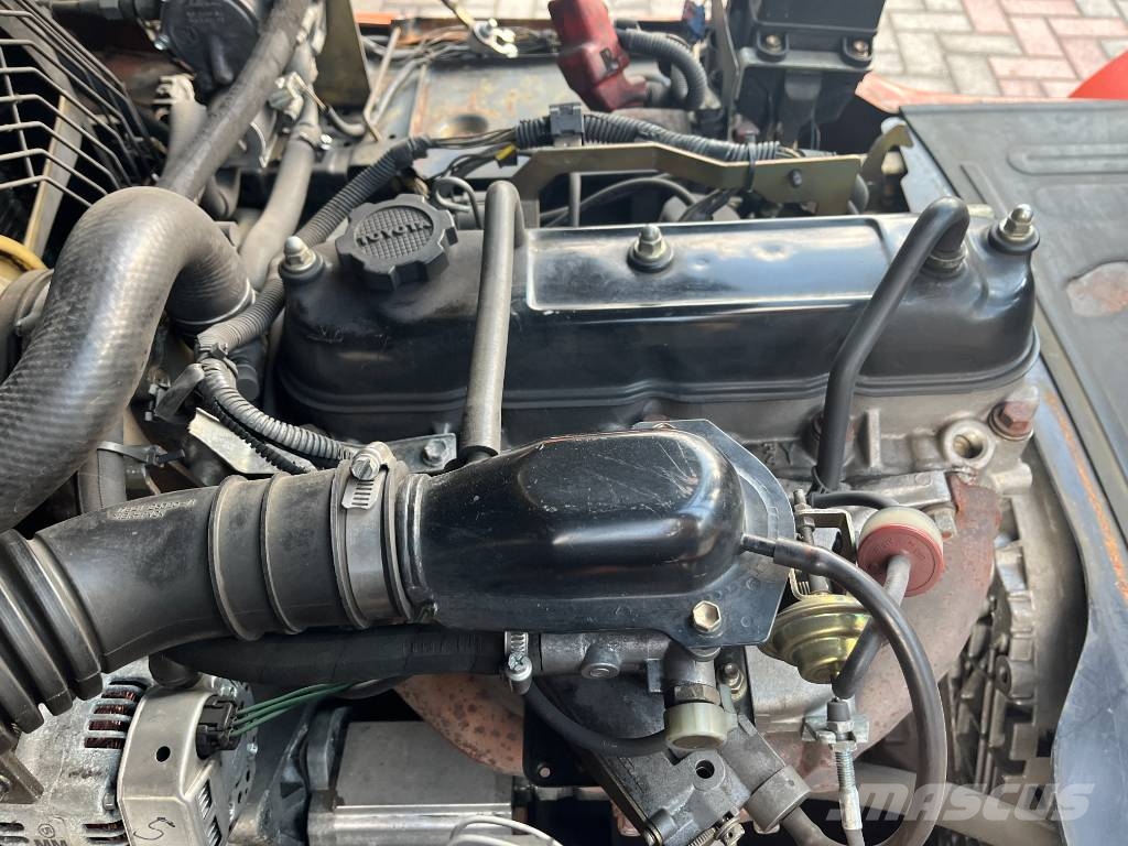 Toyota 7FGF30 /02/ V-2052 OB Gázüzemű targoncák