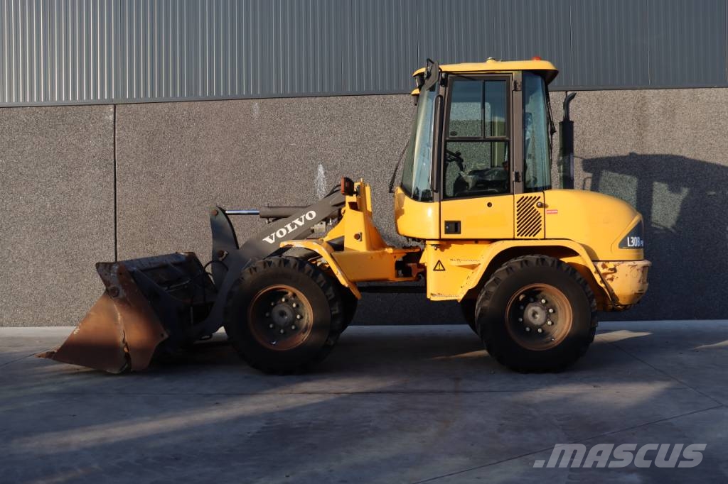 Volvo L 30 B Cargadoras sobre ruedas