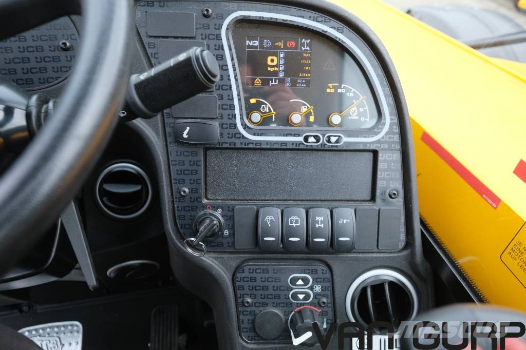 JCB 531-70 | 2024 | 82h | verreiker Teleskooplaadurid