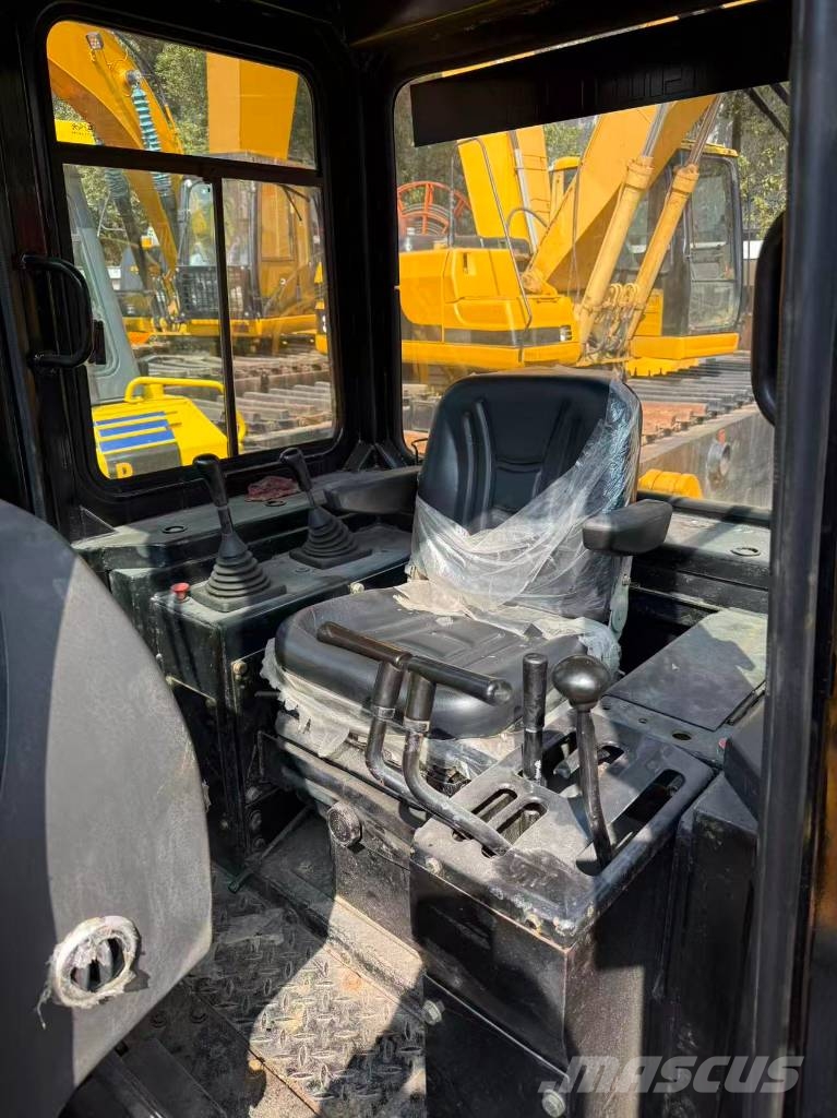 CAT D 6 G Kāpurķēžu buldozeri