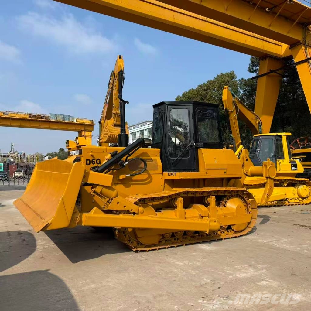 CAT D 6 G Kāpurķēžu buldozeri