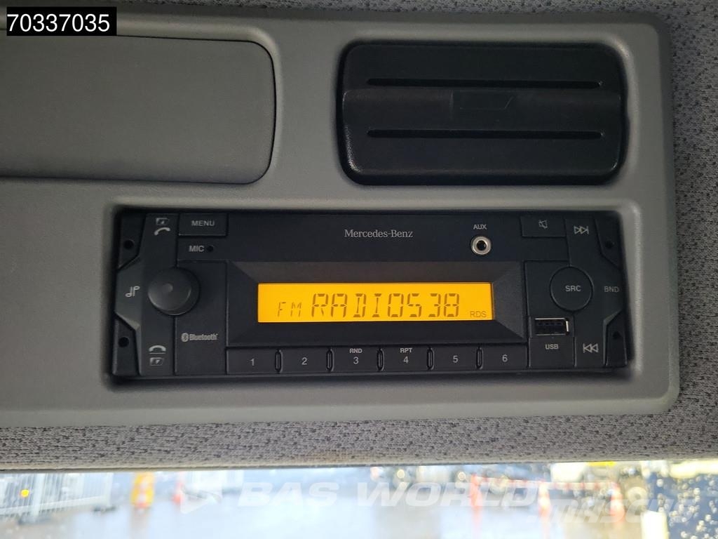 Mercedes-Benz Atego 1324 4X2 13t 6-Cylinder Engine Euro 6 Camiones con caja de remolque