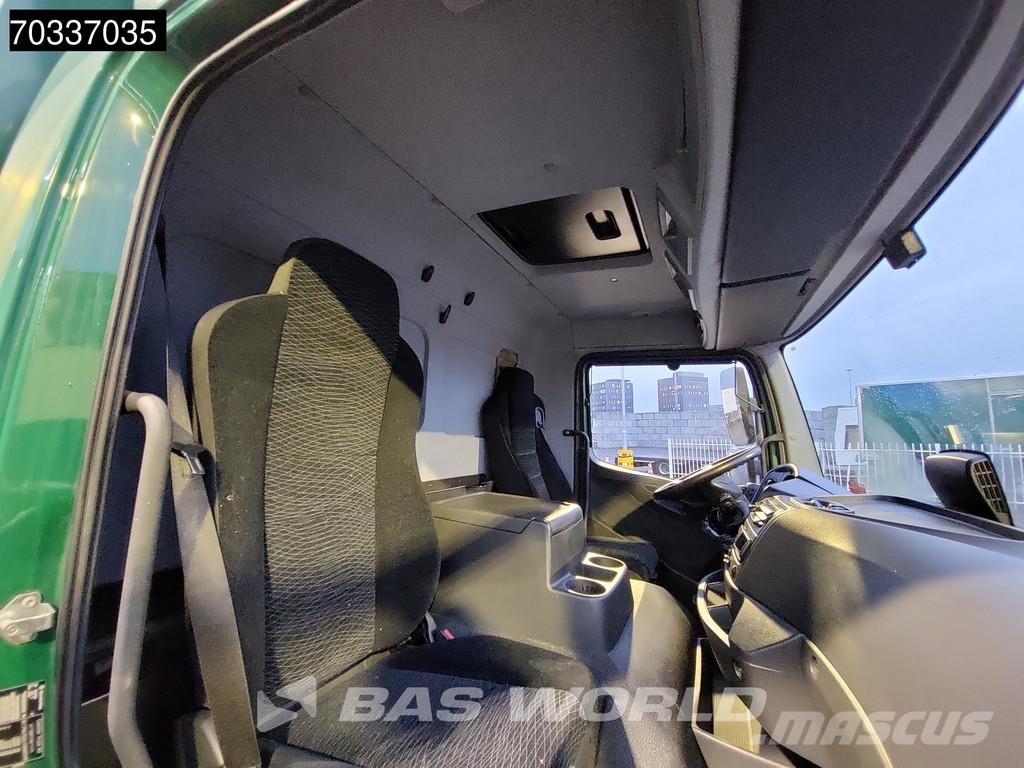Mercedes-Benz Atego 1324 4X2 13t 6-Cylinder Engine Euro 6 Camiones con caja de remolque