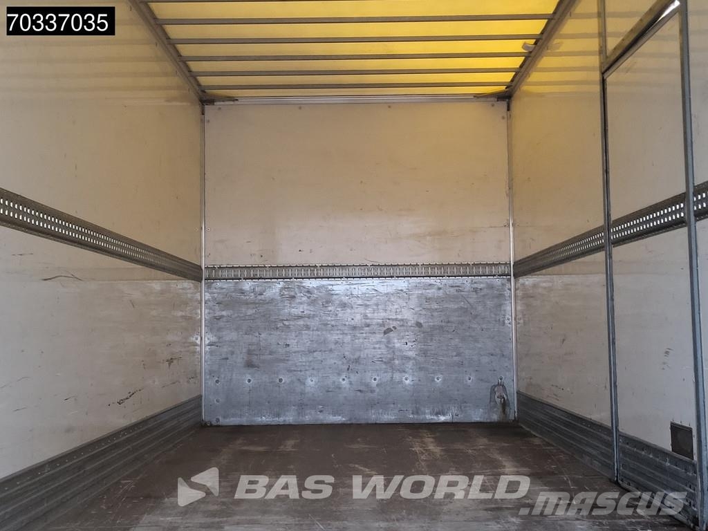 Mercedes-Benz Atego 1324 4X2 13t 6-Cylinder Engine Euro 6 Camiones con caja de remolque