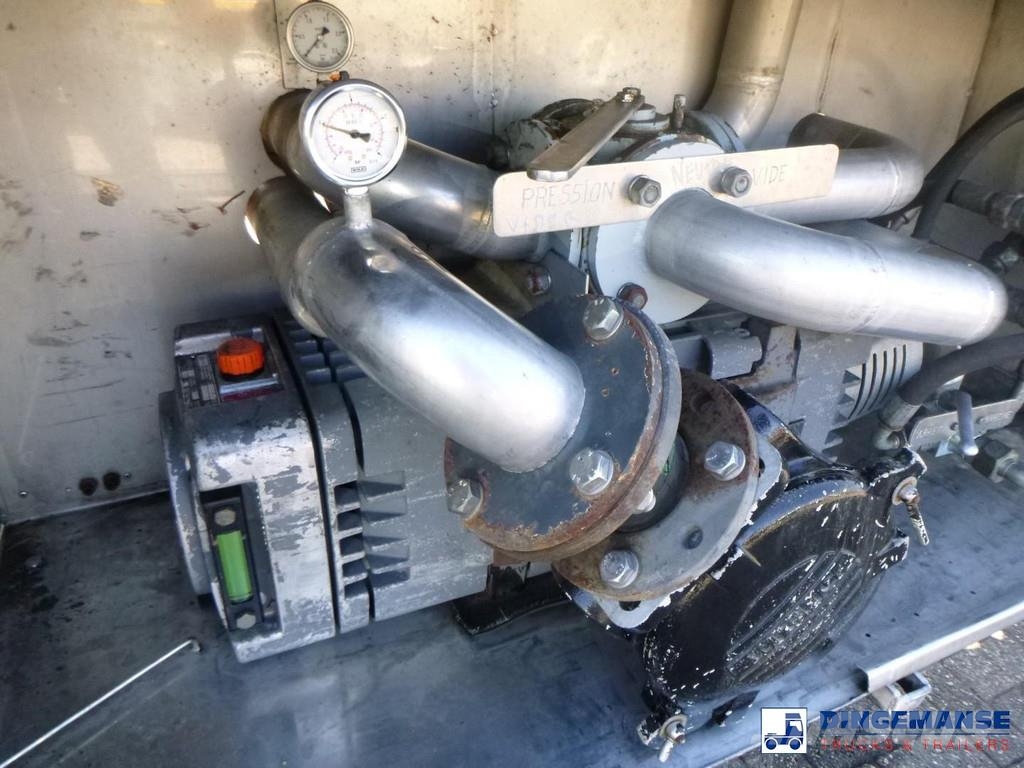 Magyar Vacuum tank inox 30 m3 / 1 comp + vac pump Naczepy cysterna
