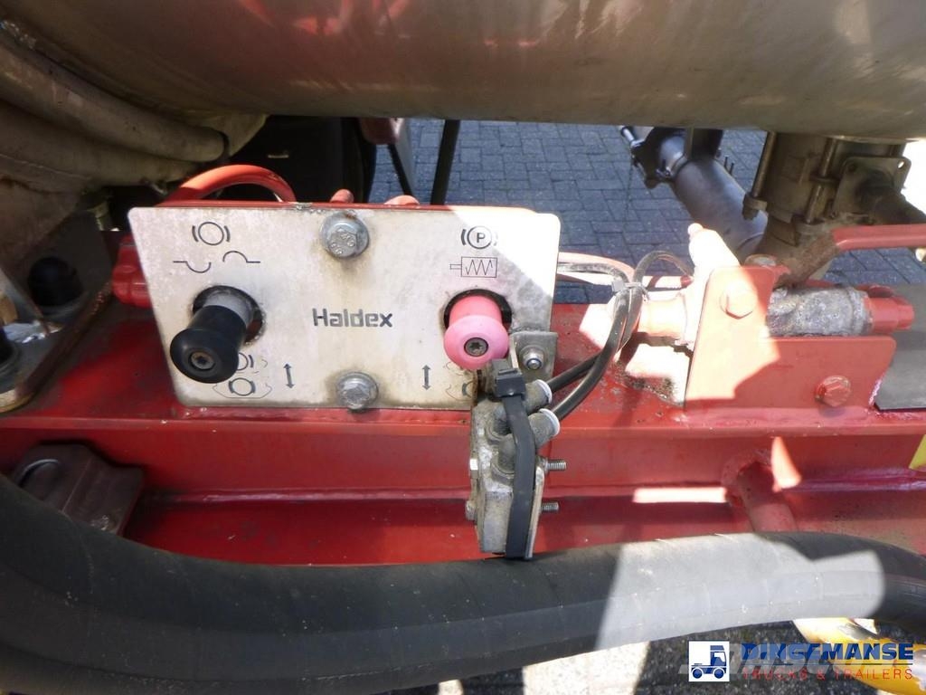Magyar Vacuum tank inox 30 m3 / 1 comp + vac pump Naczepy cysterna