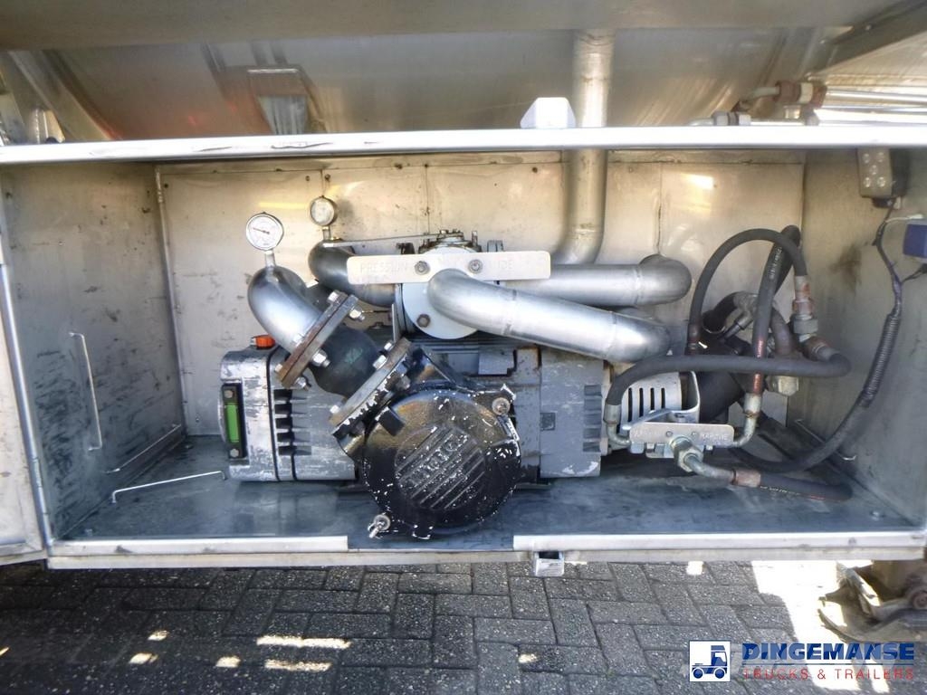 Magyar Vacuum tank inox 30 m3 / 1 comp + vac pump Naczepy cysterna