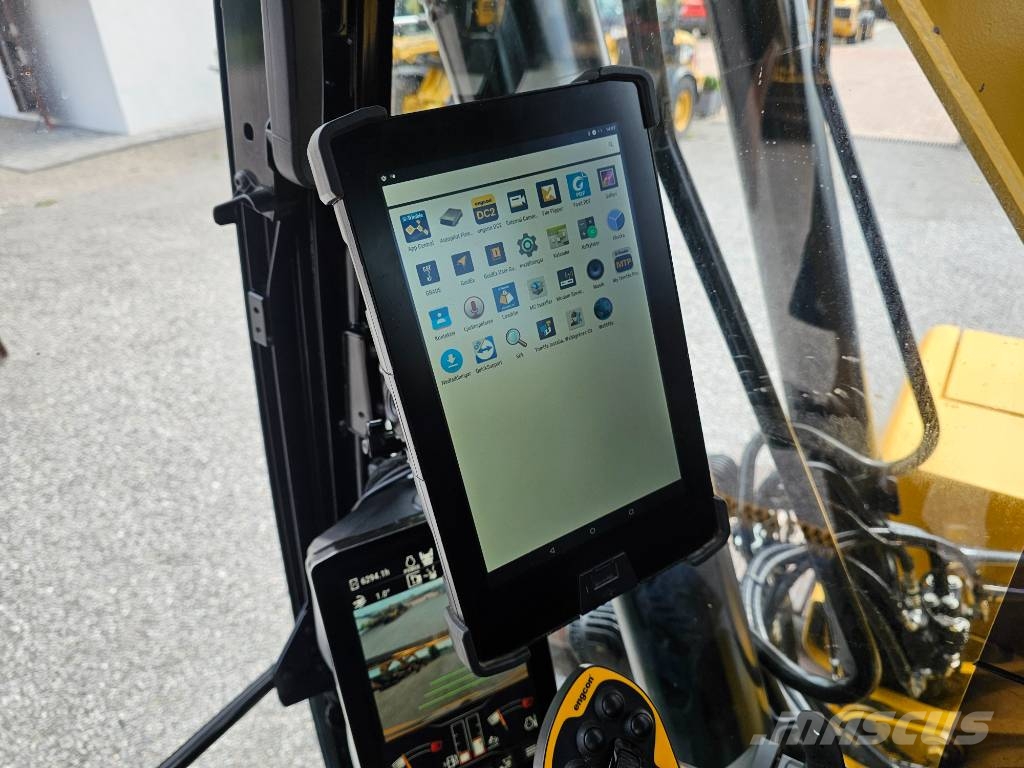 CAT 320 NG Rupsgraafmachines