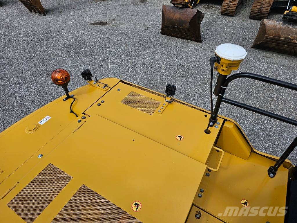 CAT 320 NG Rupsgraafmachines